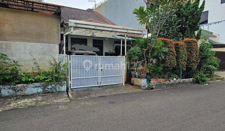 DiJual Rumah Tua Hitung Tanah daerah Permata Buana Jakarta Barat 1