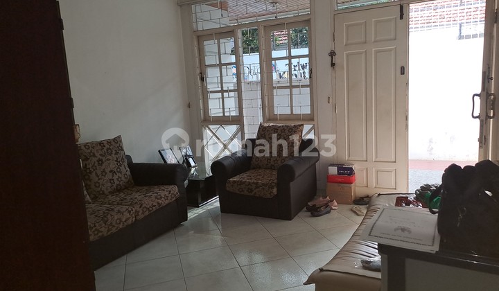 Di Jual Rumah' Tinggal 2,5 Lt Daerah Petojo - Gambir 2
