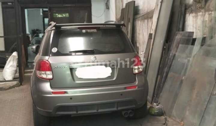 Di Jual Ruko 2Lt Ex Tk Aluminium, Palmerah.