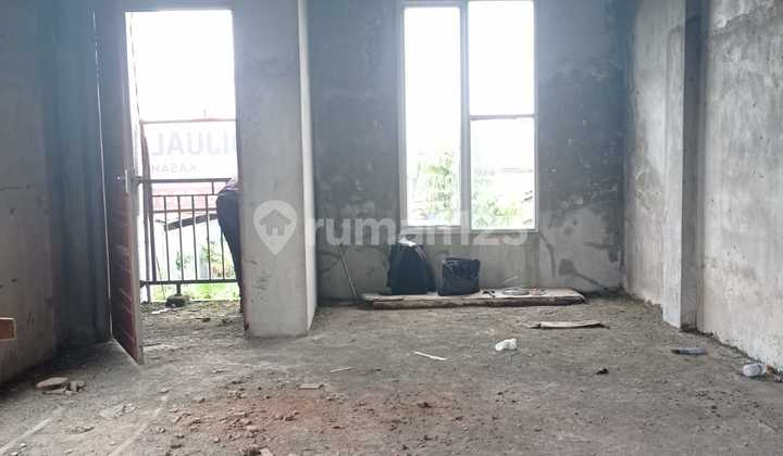 Ruko Posisi Hook 2 Lantai di Jl. Nirbaya Pontianak Kota  4