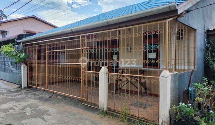 Rumah Kondisi Rapi di Jalan Atod Ahmad Pontianak  1