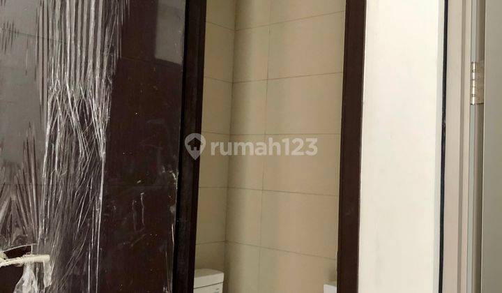 Disewakan Rumah Super Murah Pik2 Uk 4,5x10 2 Lt Baru Unfurnish 1