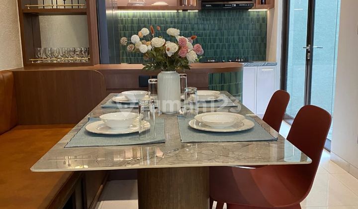 Classic Retro House for Young Couples Ready to Move In