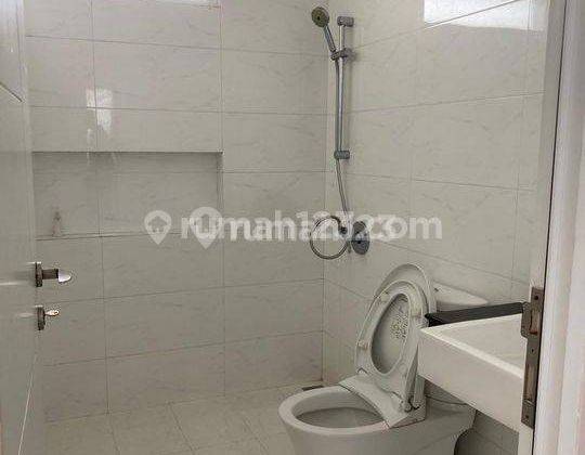 Rumah Green Lake City, Amerika Latin 10x18, Semi Furnish, Nego 14