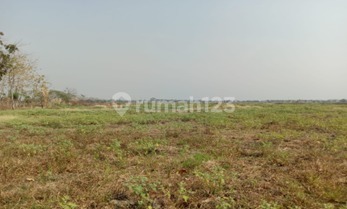 tanah komersial dan perumahan