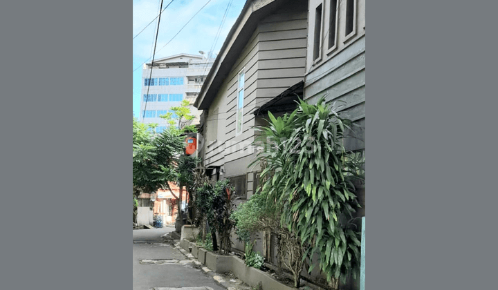 Dijual Rumah Tinggal Kost 8 Pintu di Pasar Baru Jakarta Pusat 2