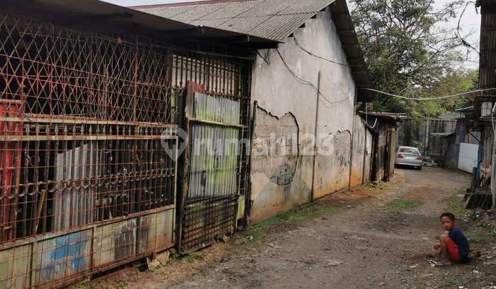 For Rent 1500m2 Land by the Roadside in Ciputat