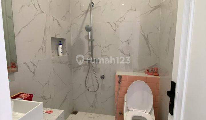 Dijual Cepat Rumah Mewah di Kebon Jeruk, Jakarta Barat 12