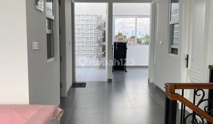 Dijual Cepat Rumah Mewah di Kebon Jeruk, Jakarta Barat 16