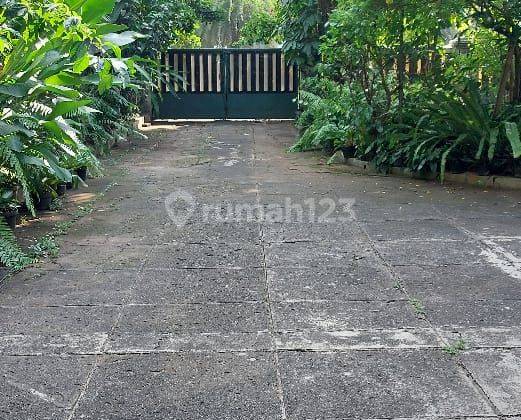 Rumah Prestigious Di Jalan Menteng Utama Jakarta Pusat 2