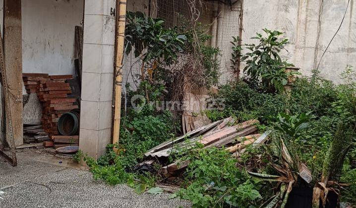 Dijual Rumah Luas Cocok untuk Rumah Kost ,  Gudang dan Tempat Usaha. Di tengah kota  jakarta Pusat 2