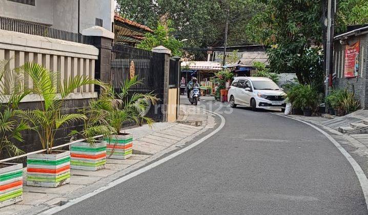 Dijual Rumah Luas Cocok untuk Rumah Kost ,  Gudang dan Tempat Usaha. Di tengah kota  jakarta Pusat 1