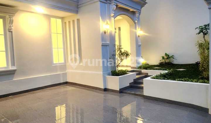 Dijual Rumah Mewah Luas di Cluster Elite Joglo Jakarta Barat