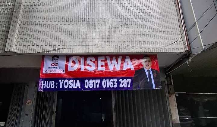 For Rent: 3-Story Shop House on Jl. Raya Pangeran Jayakarta, Central Jakarta