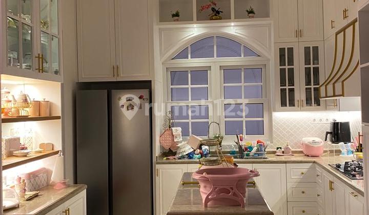 Kelapa Dua House, Kebon Jeruk with Swimming Pool 2