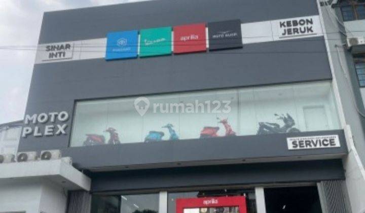 Ruang Usaha Atau Kantor di Kebon Jeruk 1