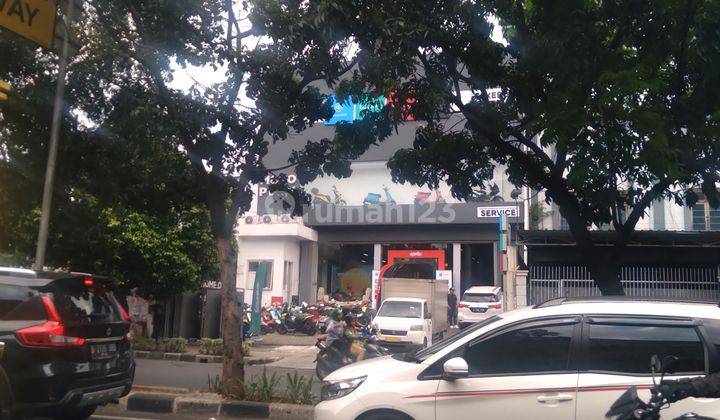 Ruang Usaha Atau Kantor di Kebon Jeruk 7