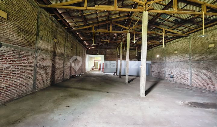 Cheap Warehouse for Rent in Kediri