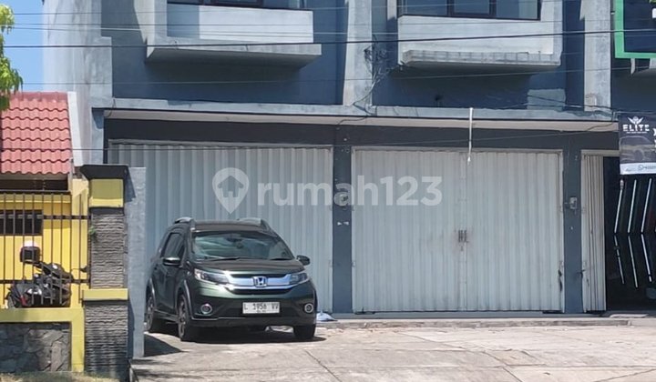 Disewakan/ Dijual Ruko di Pusat Kota Sidoarjo Fl