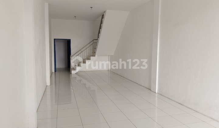 For Rent Two-Story Shop House in Kediri City 2