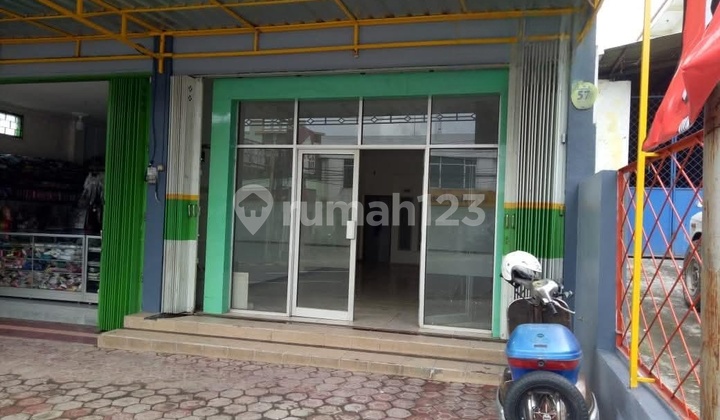 Cheap Shop for Rent in the Center of Batu Malang Cheap Shop for Rent in the Center of Batu Malang