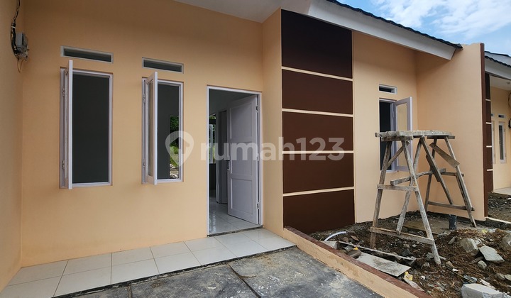 Subsidized House Near Parungkuda Train Station and Toll Gate Subsidized House Near Parungkuda Train Station and Toll Gate