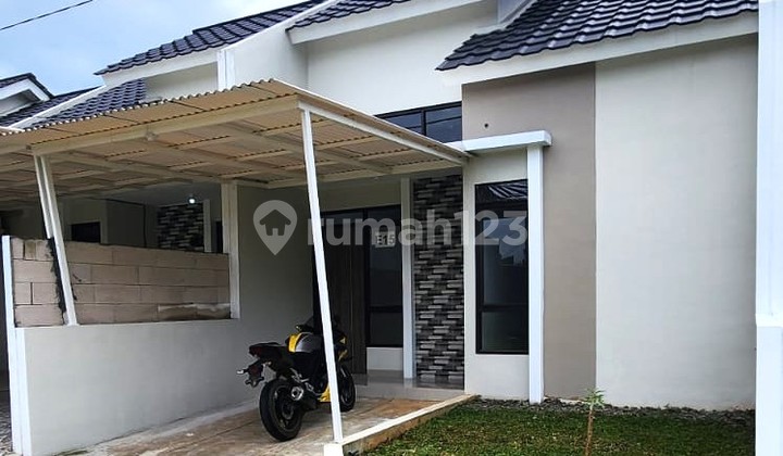 Dijual Rumah 2 Kamar Dalam Cluster Ada Kolam Renang Dekat Pasar Parung, Transaksi bisa KPR