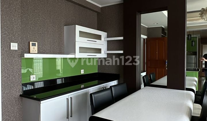 For Sale Penthouse Apartment at Waterplace, Furnished, Connected to Pakuwon Mall 2