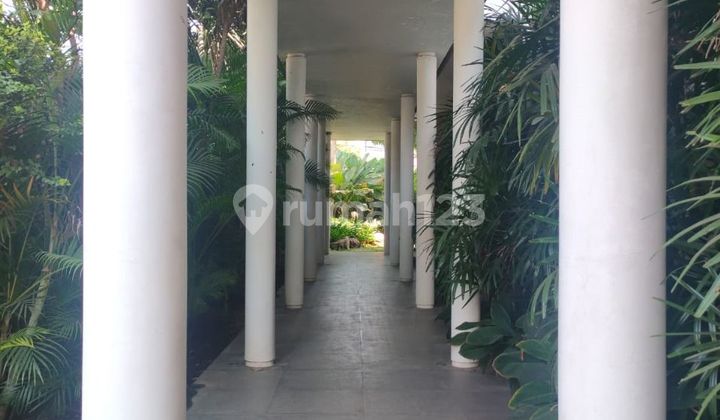 Dijual Rumah mewah luas Hook Furnish Siap Huni di Kupang indah Surabaya Barat SHM 2