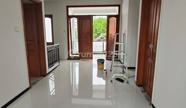 Dijual Rumah Bagus Luas Siap Huni Di Dukuh Kupang Timur Surabaya. 2