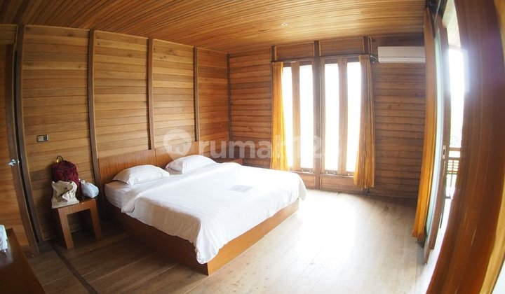 For Sale Villa Cottage with Mountain View Near Labuan Bajo Airport.