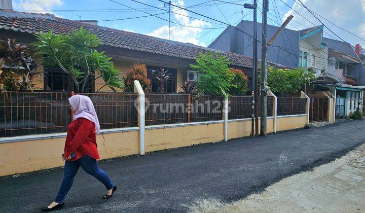 Rumah Kost Pondok Kelapa Dijual. Aktif, Dekat Tarakanita, 1