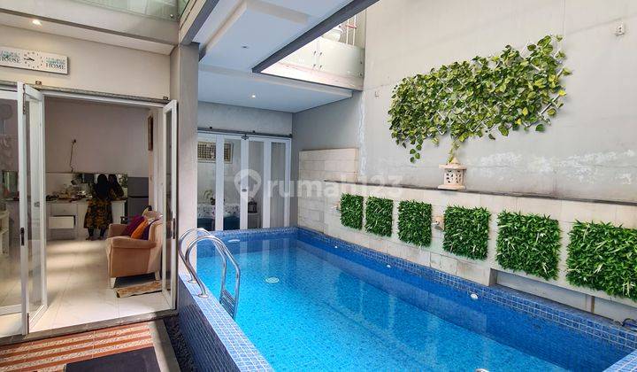 Jual Murah. Rumah Metland Menteng Dijual. Furnished, Private Pool 1