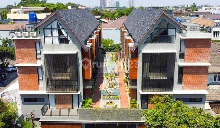 Vibes Resort, Unit Baru, Furnish. Rumah Kemang Selatan Dijual. Nego 1