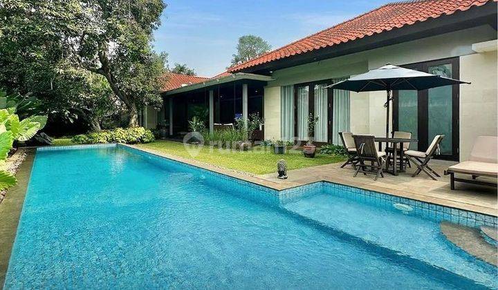 Rumah Kemang Dijual. Asri, Terawat. Private Pool, Backyard Luas 1