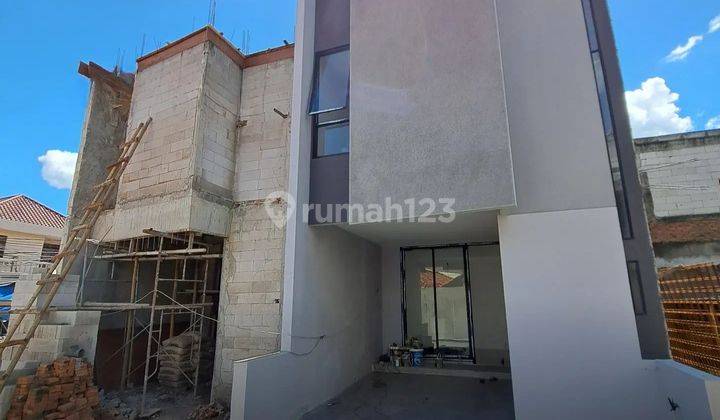 Cuma 1,2 Man Aja. Unit Baru, Jalan 2 Mobil. Rumah Condet Dijual 1