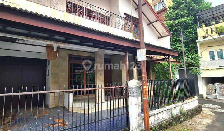 Rumah Patal Senayan Dijual. Bangunan Lama. Dkt Senayan City. Nego 2