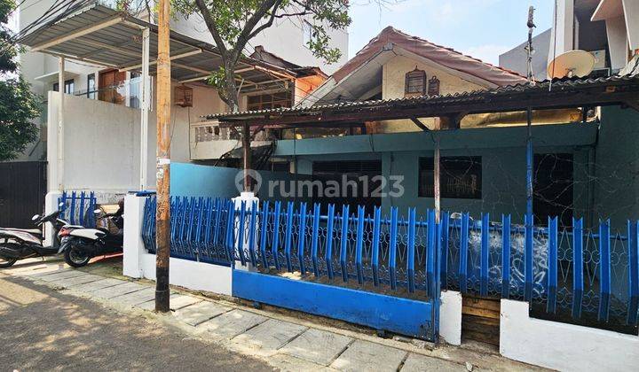 Rumah Dijual Kebayoran Baru. Blok M Area, Komplek, Bangunan Lama 2