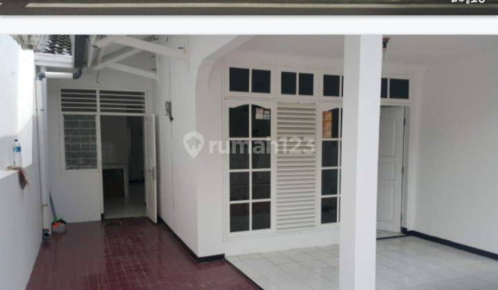 Dijual rumah siap huni, strategis & bebas banjir di petukangan selatan 1