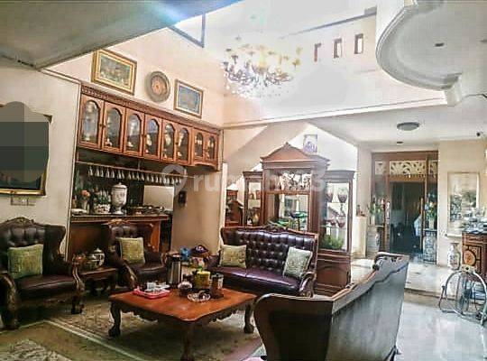 Dijual cepat rumah asri dan siap huni, semi furnished di bintaro jaya sektor I, jakarta selatan 1