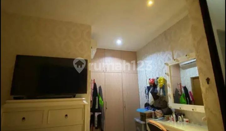 Dijual rumah siap huni di taman palem 2