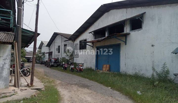 Gudang dijual di area pasar kemis 2