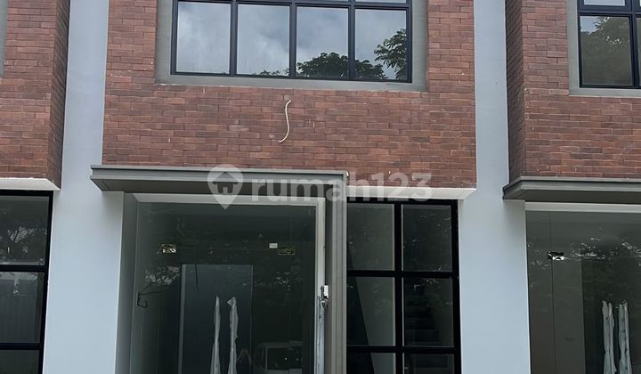 For Immediate Sale: 2-Story Shop House in Citra 8, Kalideres, West Jakarta For Immediate Sale: 2-Story Shop House in Citra 8, Kalideres, West Jakarta