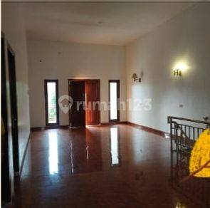 Disewakan Rumah Sektor 1 di Sektor 1,Gading Serpong Siap Huni 6