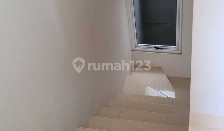 Dijual Rumah Vanya Park Siap Huni,Rapi & Bersih Dijual Rumah Vanya Park Siap Huni,Rapi & Bersih