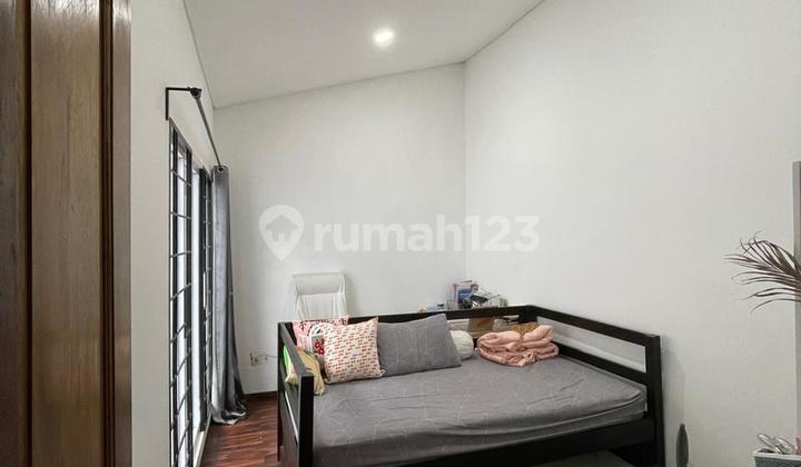 Dijual Rumah Sektor 1 Gading Serpong Full Renovasi Cakep