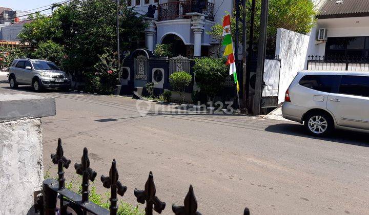 Dijual Rumah Bagus Siap Huni di Buaran, Jakarta Timur 1