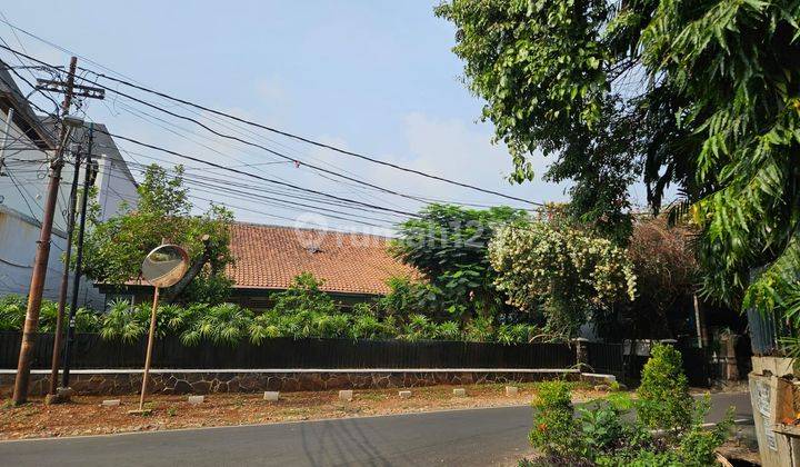 Rumah Cantik Dan Terawat di Dharmawangsa Jakarta Selatan 1