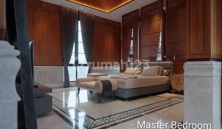 Luxury Sea View House, Fully Furnished Ready to Live In, at Pantai Mutiara North Jakarta. 2