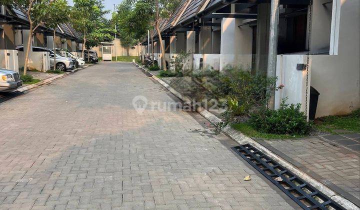 Rumah Minimalis Modern di Fleek Hauz Bsd Tangerang 2